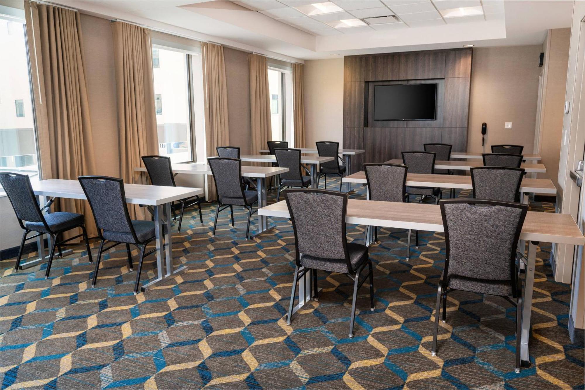 Residence Inn By Marriott Grand Rapids Downtown Экстерьер фото