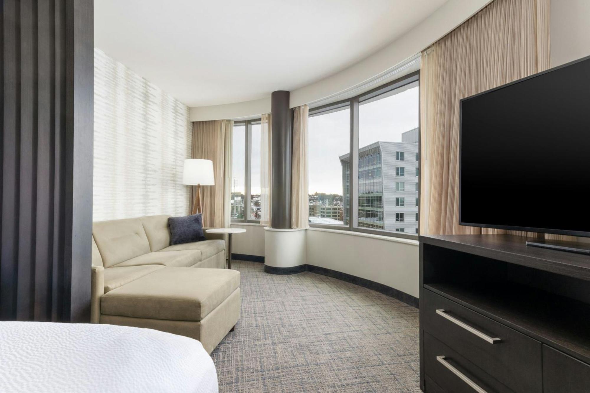 Residence Inn By Marriott Grand Rapids Downtown Экстерьер фото